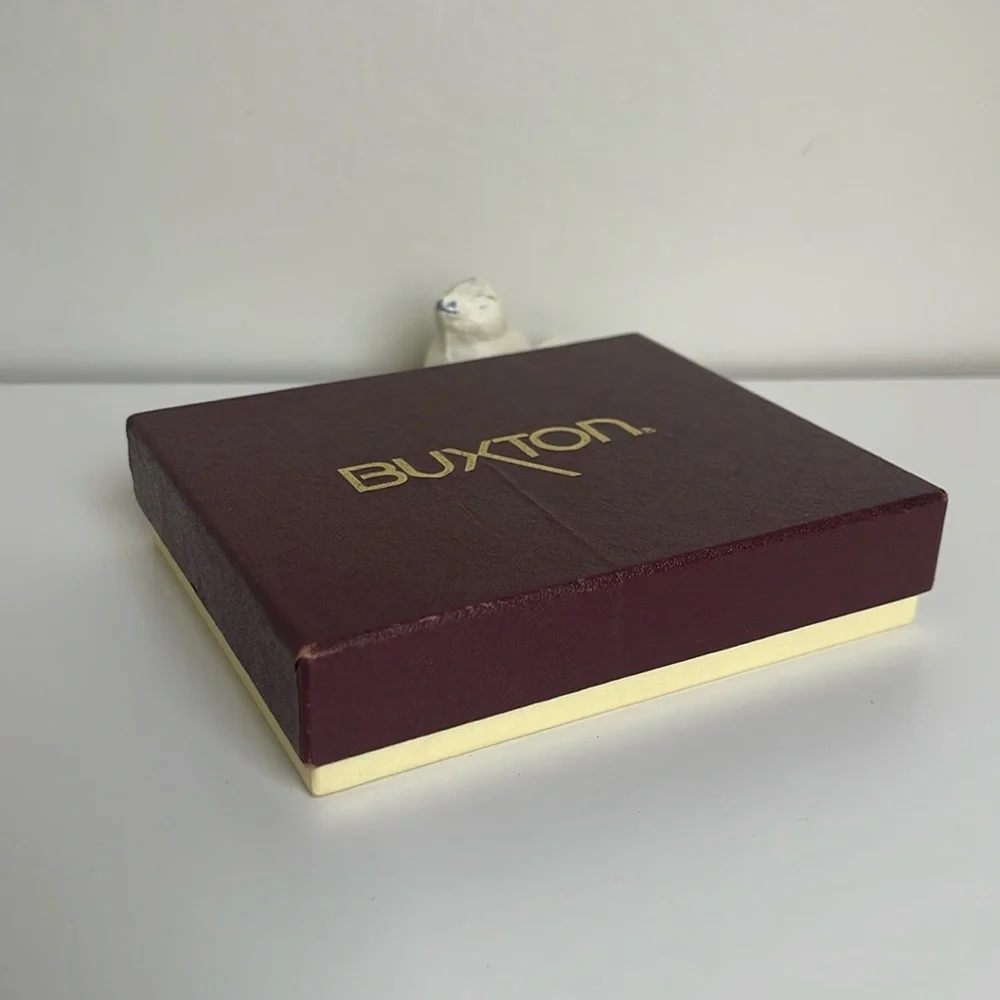 BUXTON Genuine Leather Wallet New In Box